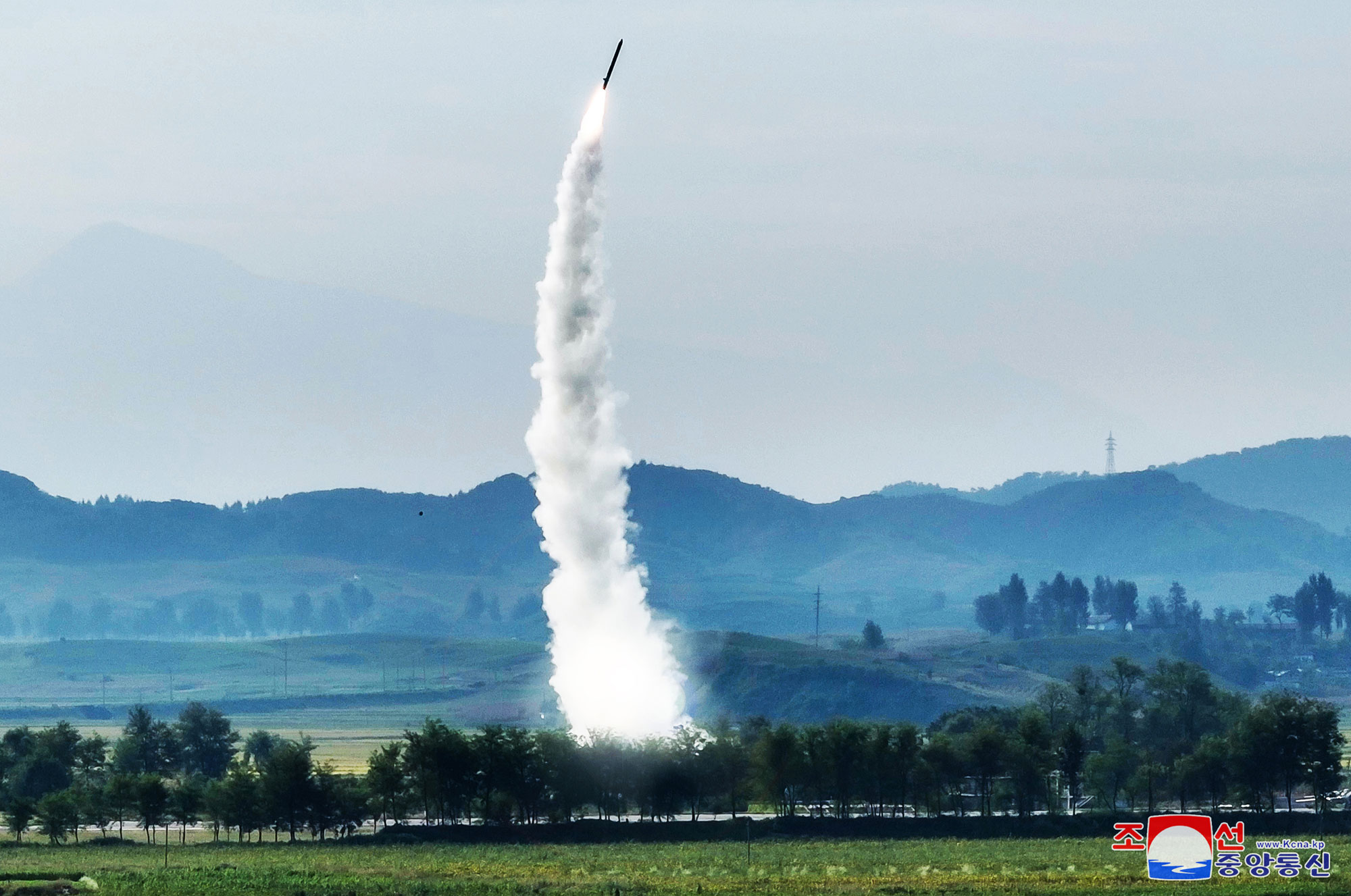 DPRK Missile Administration and Academy of Defence Sciences make public important scientific research achievements