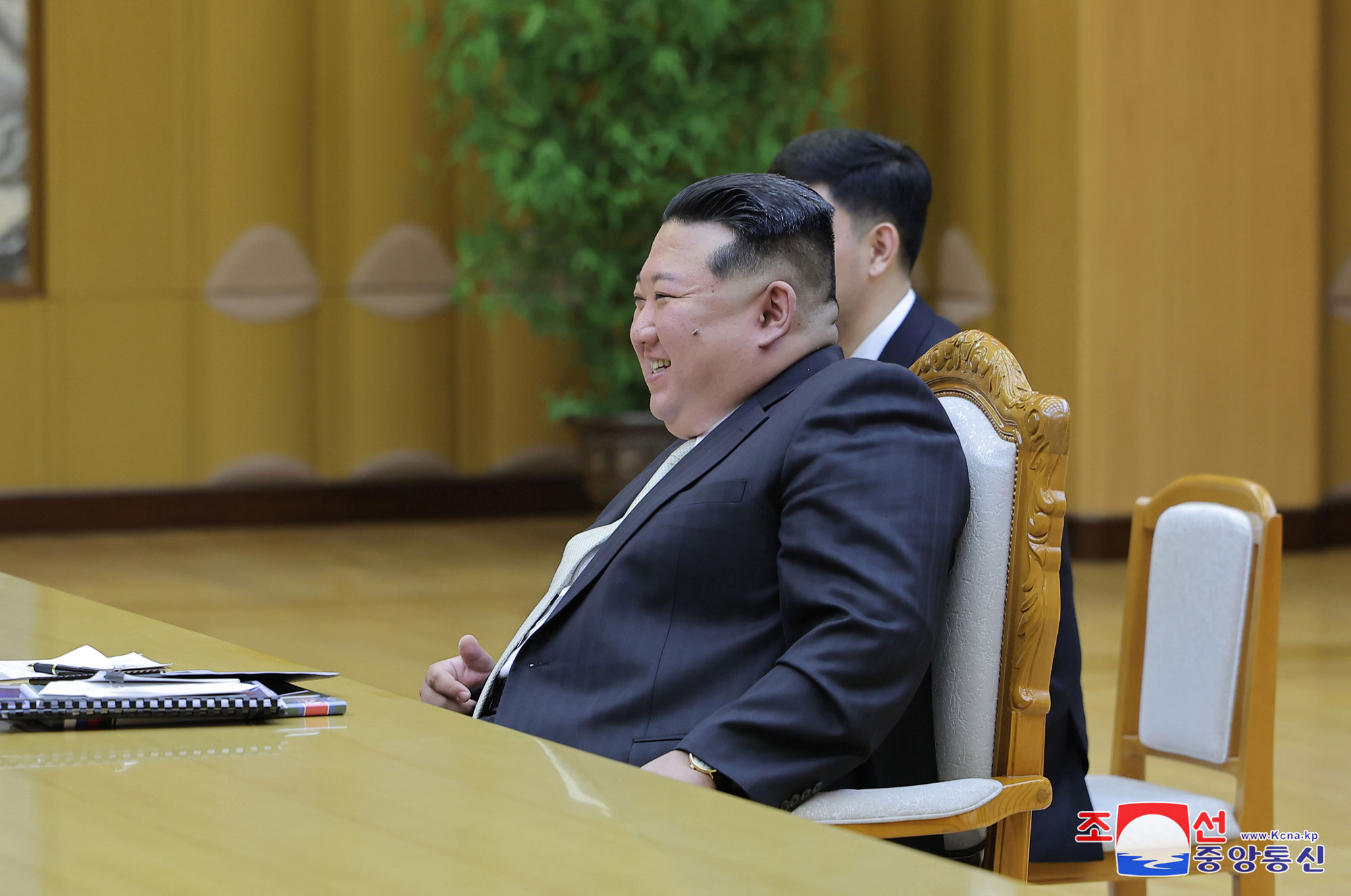 President of State Affairs Kim Jong Un receives Russian Minister of Defence