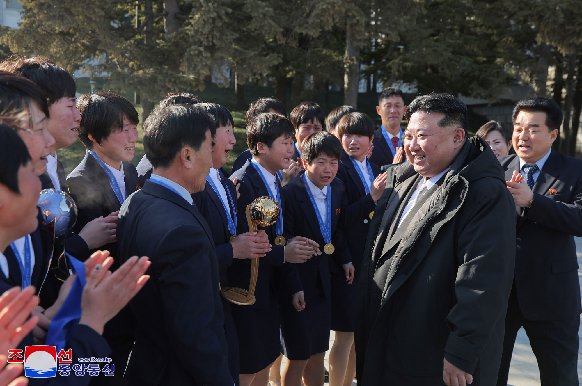 President of State Affairs Kim Jong Un has photo taken with labour innovators and persons of merit on occasion of New Year 2025