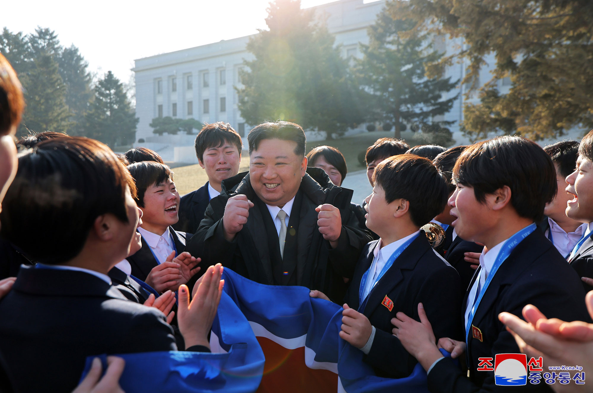 President of State Affairs Kim Jong Un has photo taken with labour innovators and persons of merit on occasion of New Year 2025