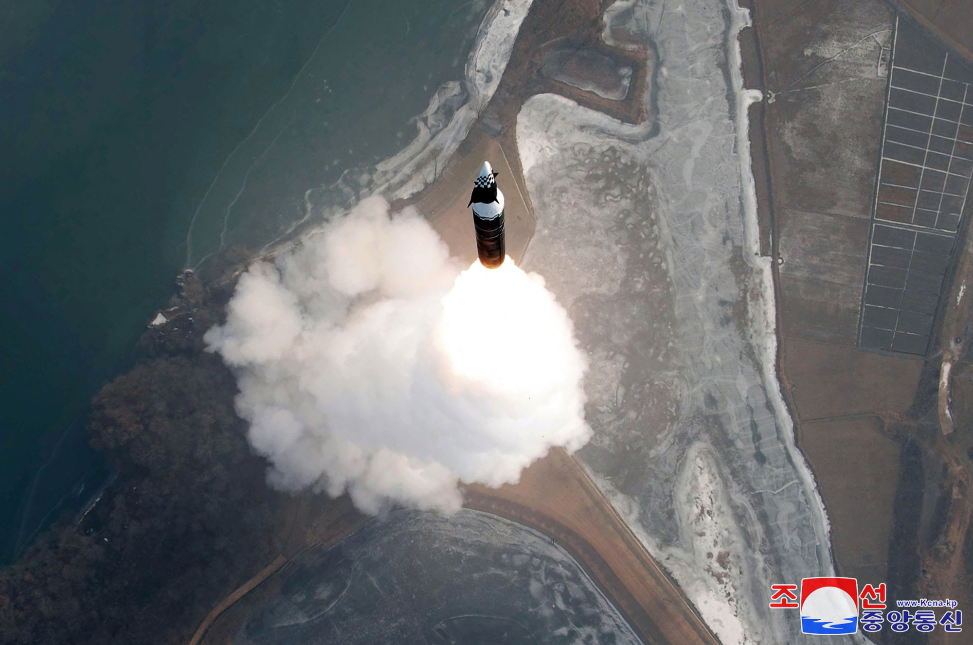 DPRK Missile Administration succeeds in test-fire of new-type intermediate-range hypersonic ballistic missile