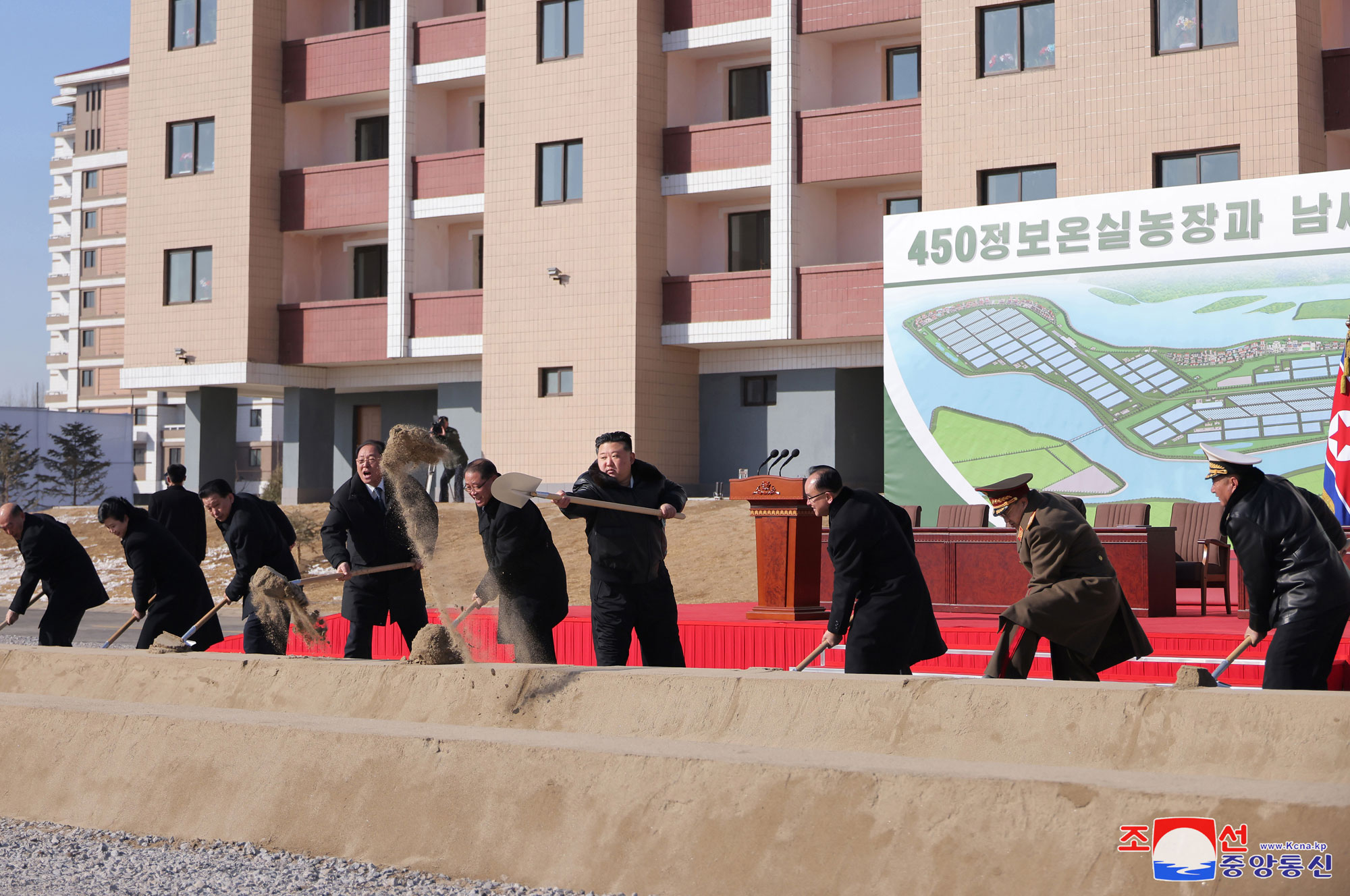 Groundbreaking ceremony of largest-ever greenhouse farm and vegetable science research centre held with splendor