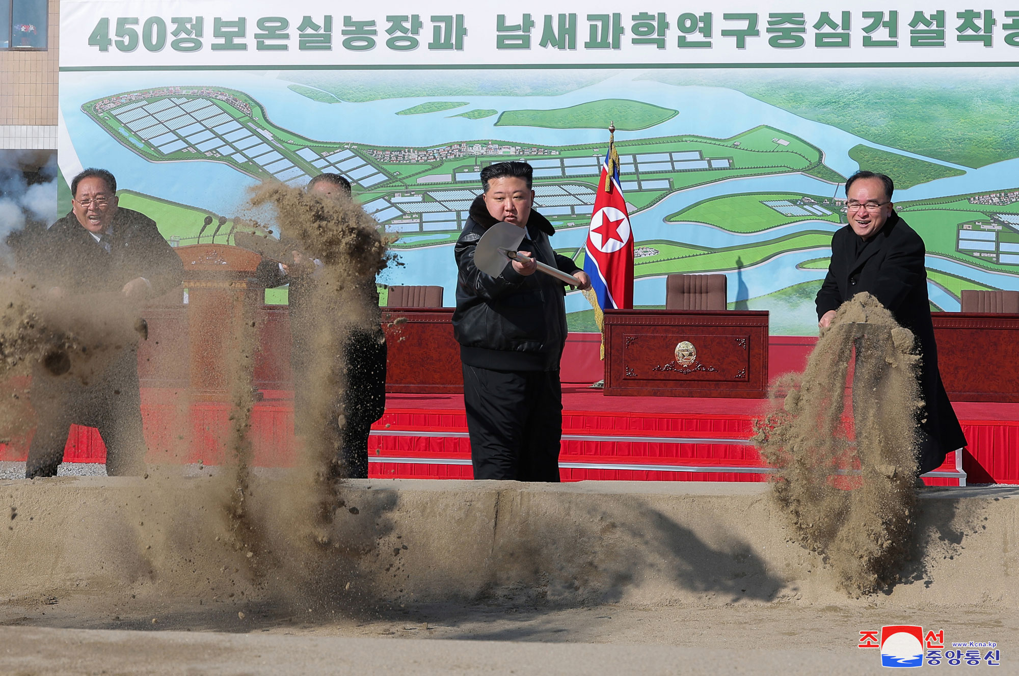 Groundbreaking ceremony of largest-ever greenhouse farm and vegetable science research centre held with splendor