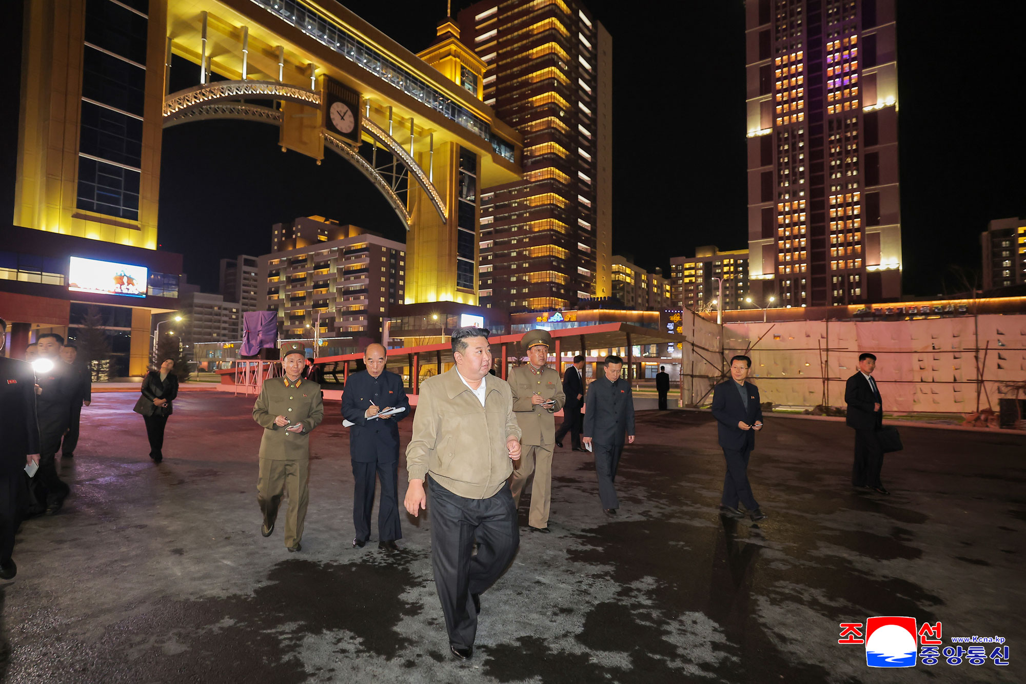President of State Affairs Kim Jong Un guides preparations for operating major neighbourhood-serving amenities built in third-stage section of Hwasong area