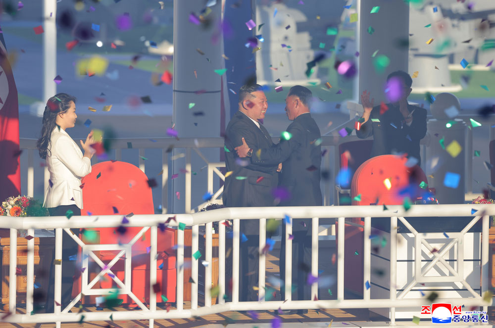 새시대 해군현대화에서 중대한 돌파구를 열어놓은 특기할 사변조선인민군 해군 구축함 진수기념식 성대히 진행