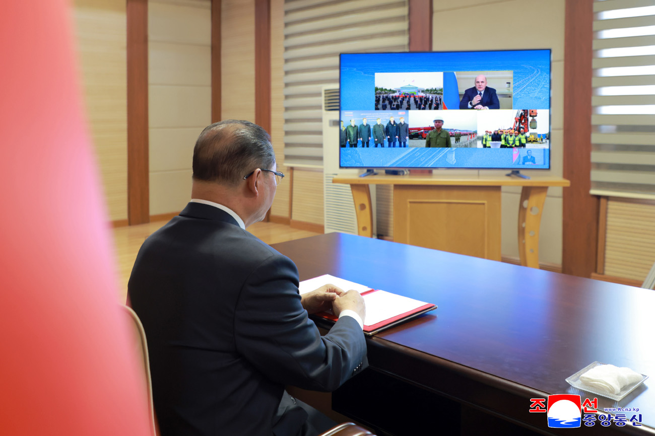 조로국경자동차다리건설착공식 진행