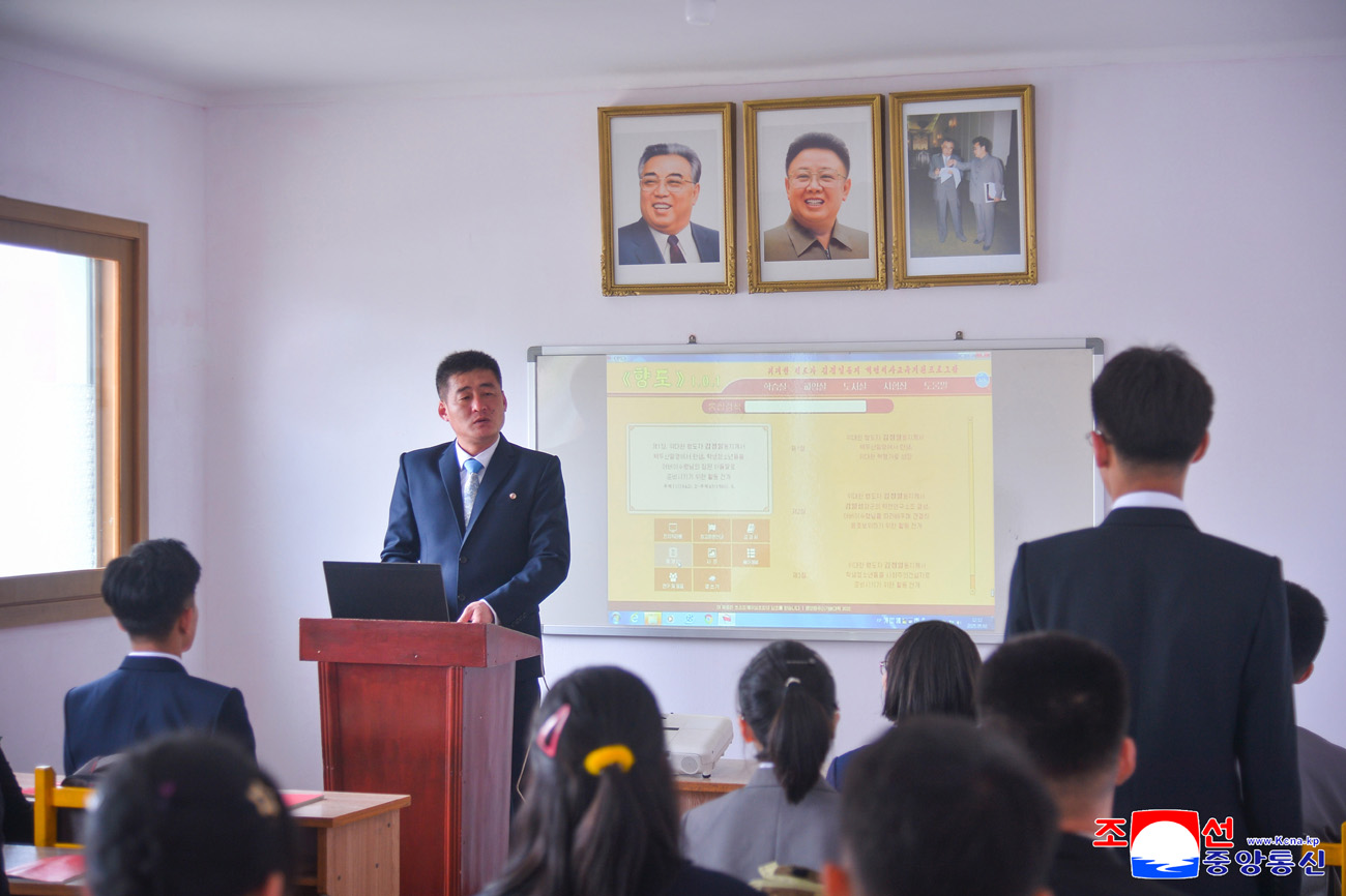 Graduation ceremony and opening ceremony of school year held at vocational school for the disabled