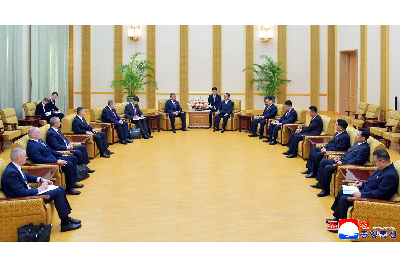 DPRK Premier meets Vice-Prime Minister of Belarus