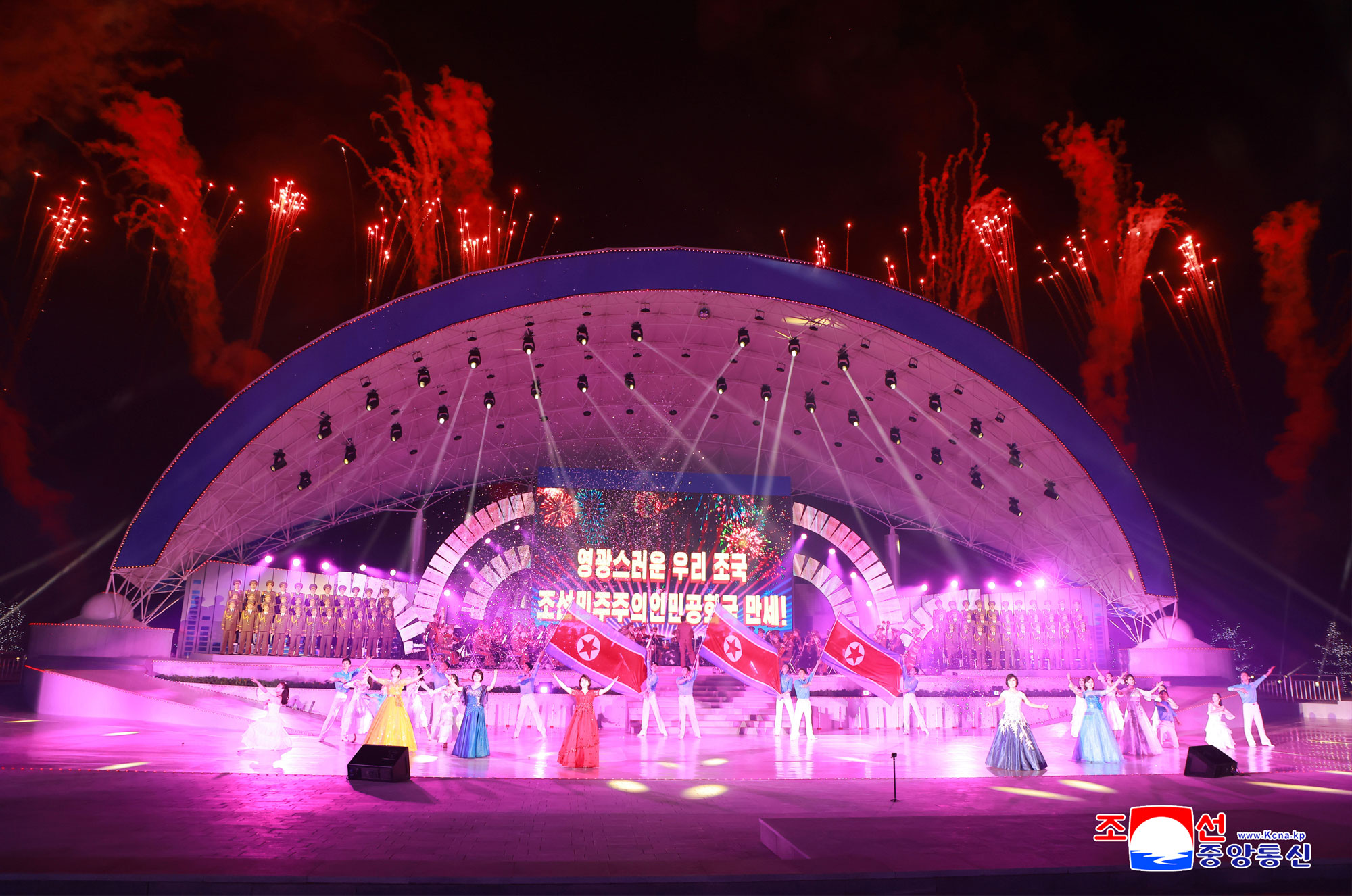 Tourist attraction on east coast--new scenic beauty of socialist cultural efflorescenceInaugural ceremony of Wonsan Kalma Coastal Tourist Area held with splendour