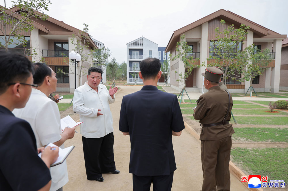 Respected Comrade Kim Jong Un visits construction site of Ragwon County Offshore Farm