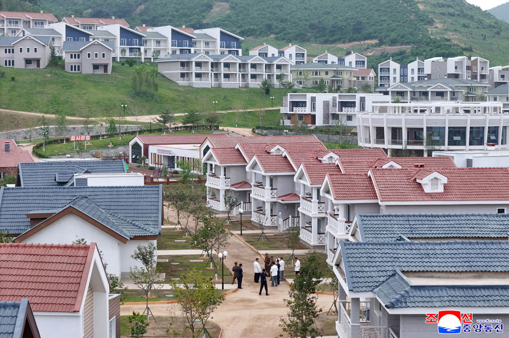Respected Comrade Kim Jong Un visits construction site of Ragwon County Offshore Farm