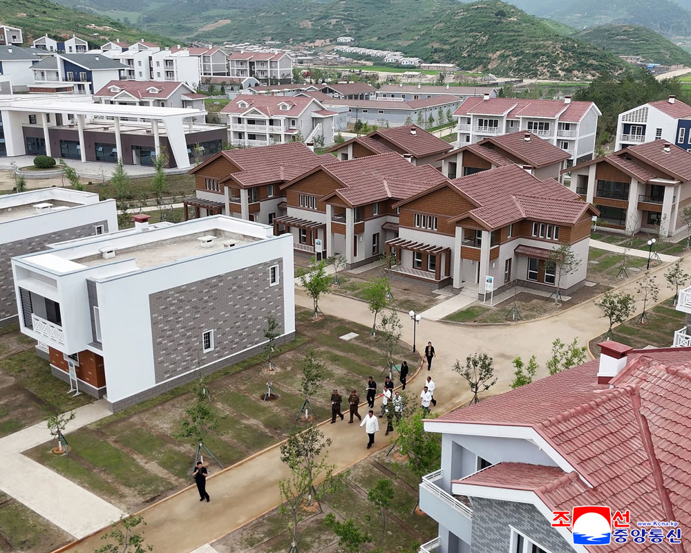 Respected Comrade Kim Jong Un visits construction site of Ragwon County Offshore Farm