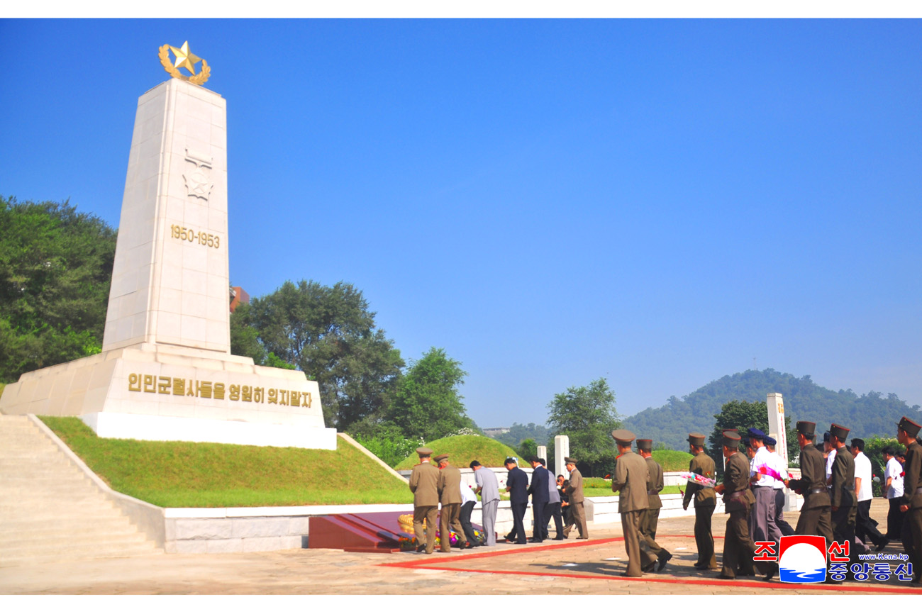 Floral tribute paid to martyrs