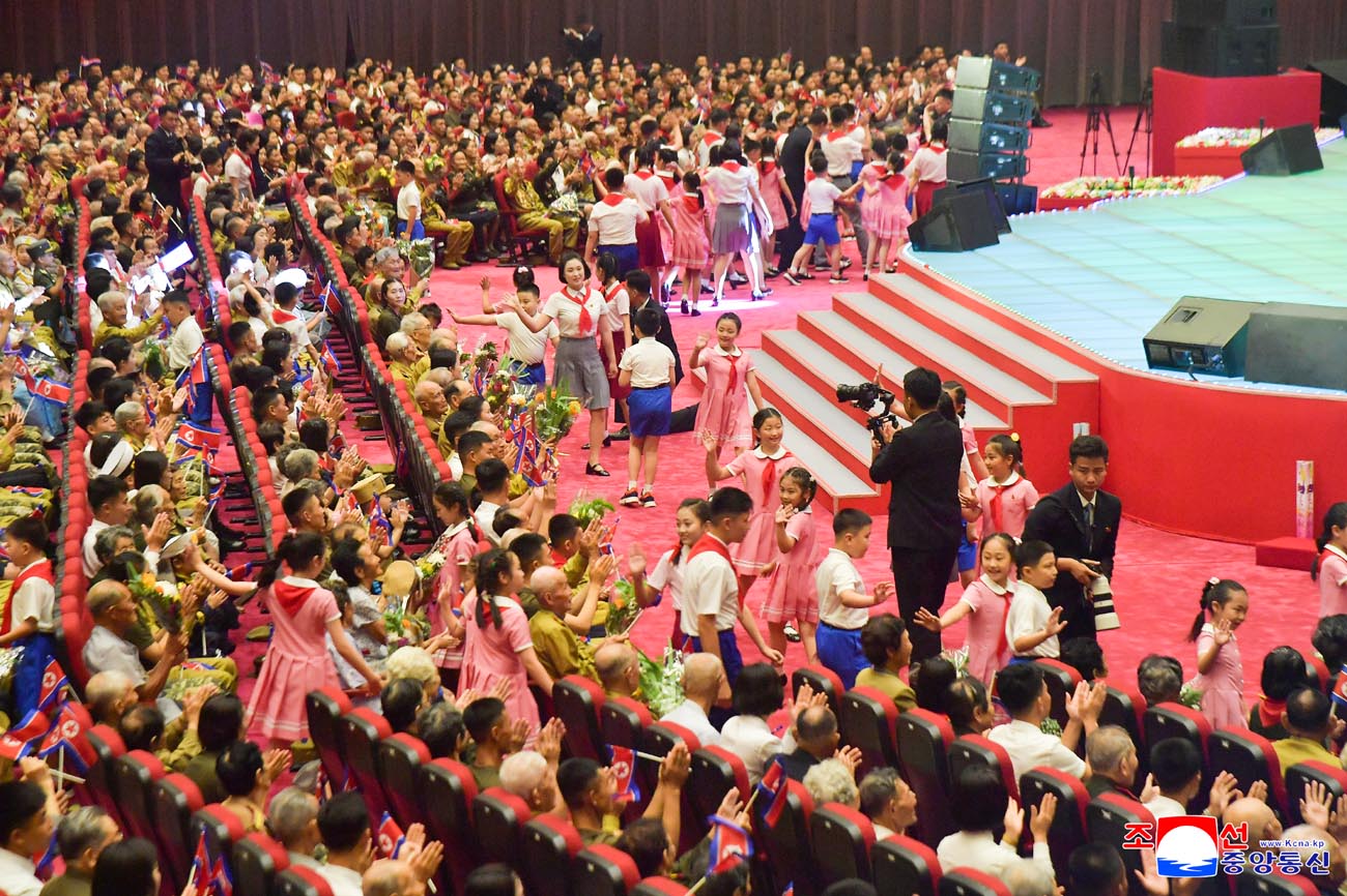 Meeting with victorious wartime generation held