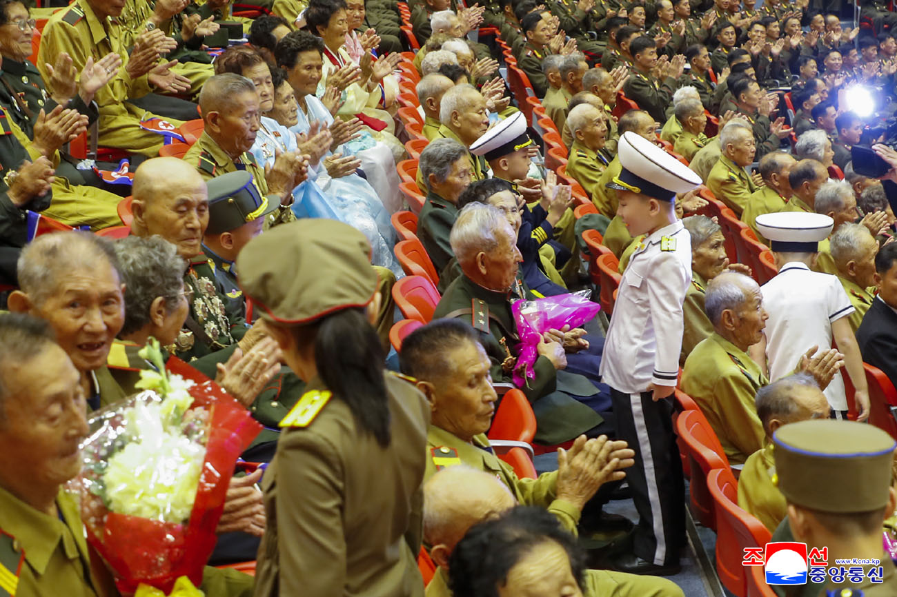 Meeting with victorious wartime generation held