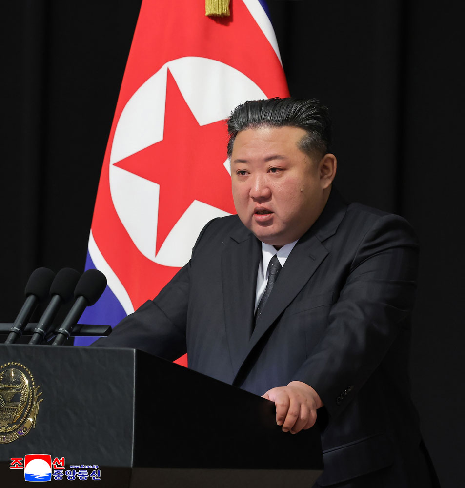 Respected Comrade Kim Jong Un speaks comforting words to bereaved families of martyrs involved in overseas military operations