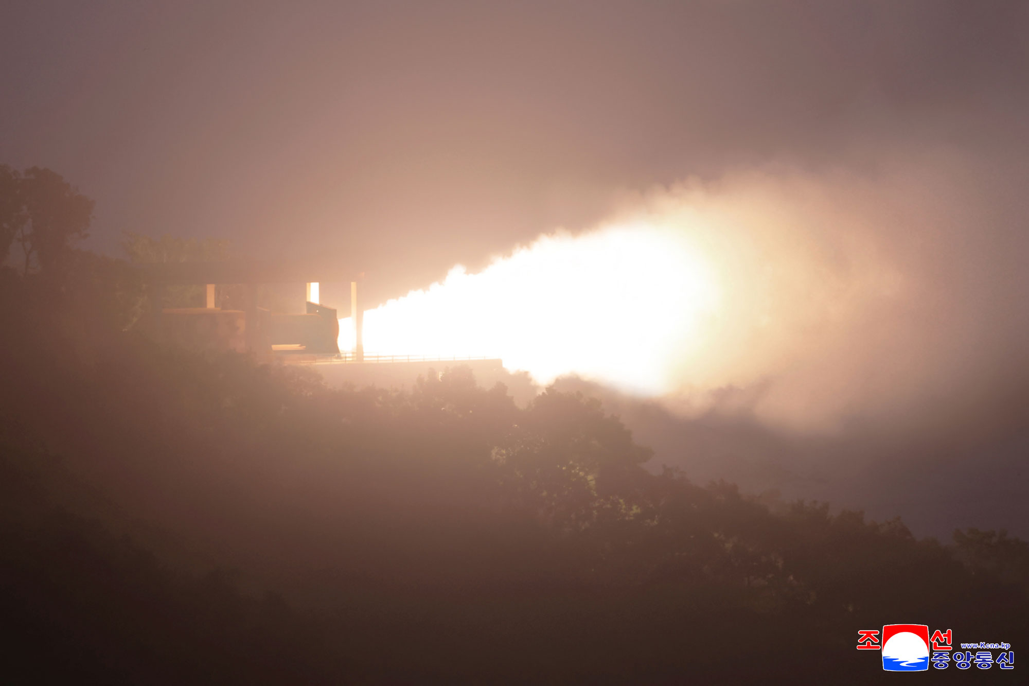 Respected Comrade Kim Jong Un oversees ground jet test of carbon fiber solid-fuel engine