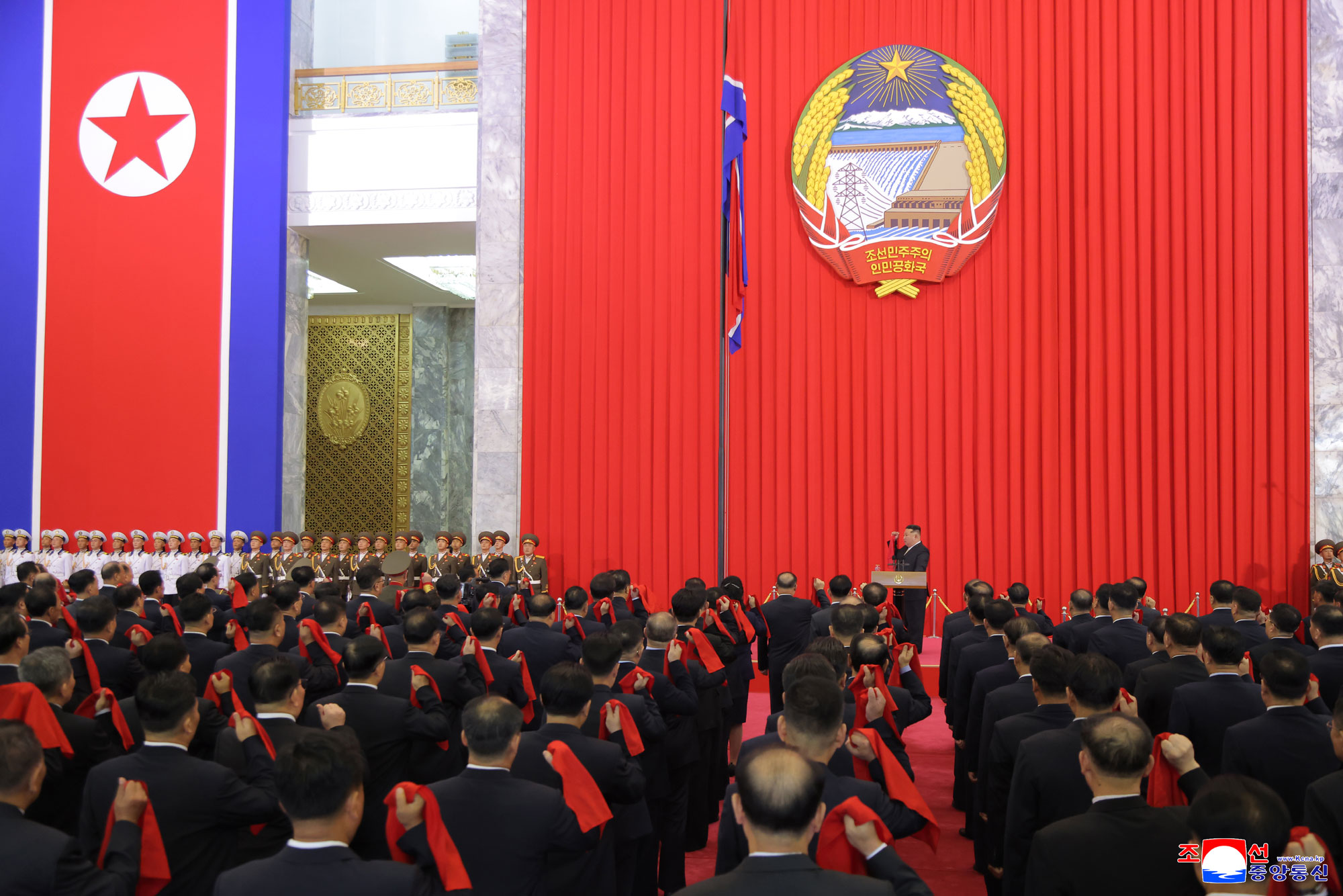 National flag-raising and national oath-taking ceremony takes place to mark 77th founding anniversary of DPRK