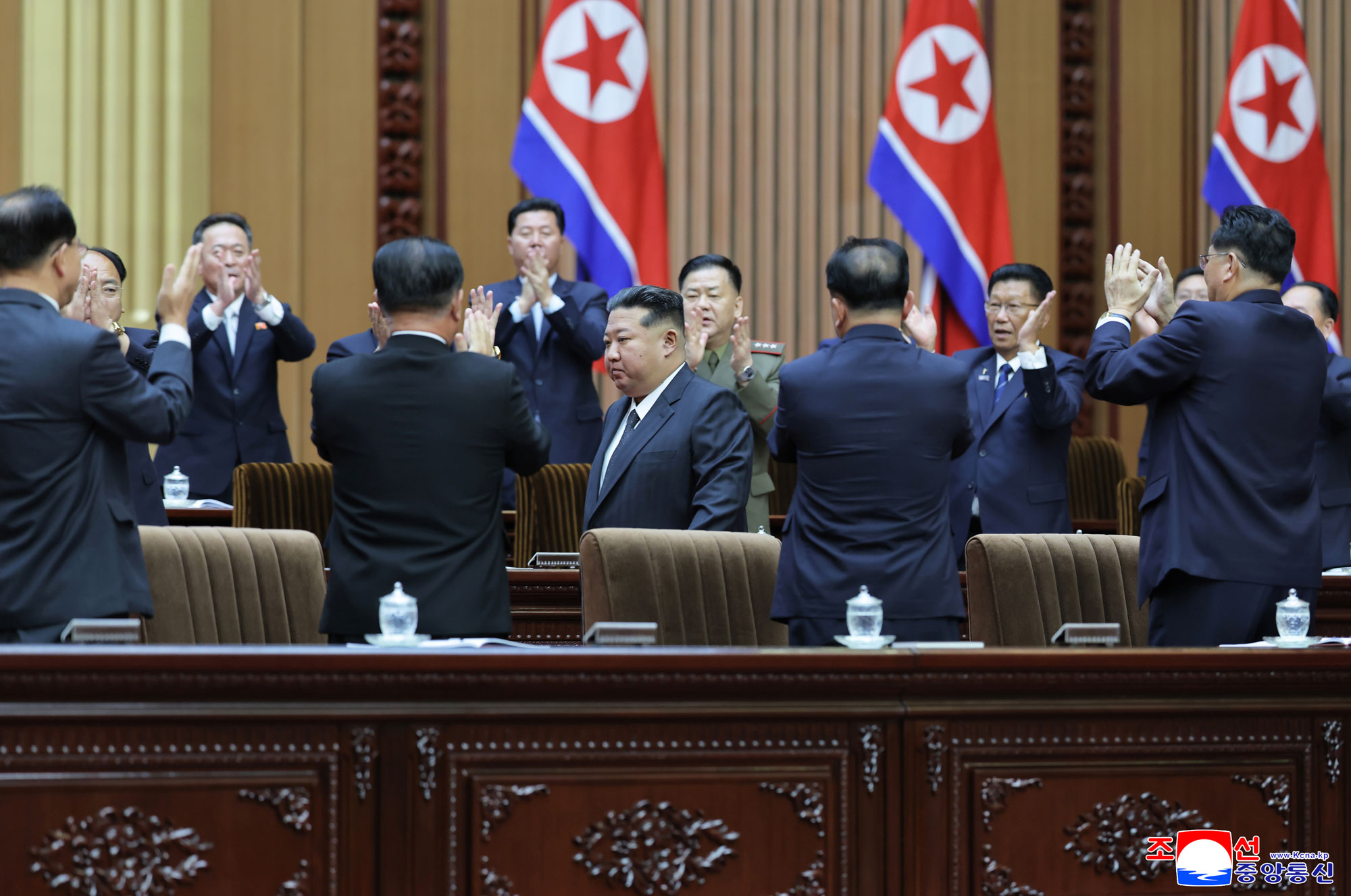 조선민주주의인민공화국 최고인민회의 제14기 제13차회의 진행