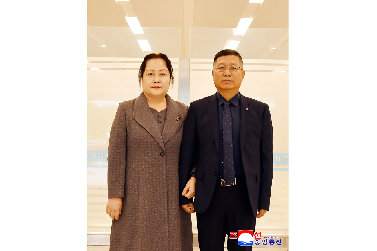 해외연고자가족들 도착