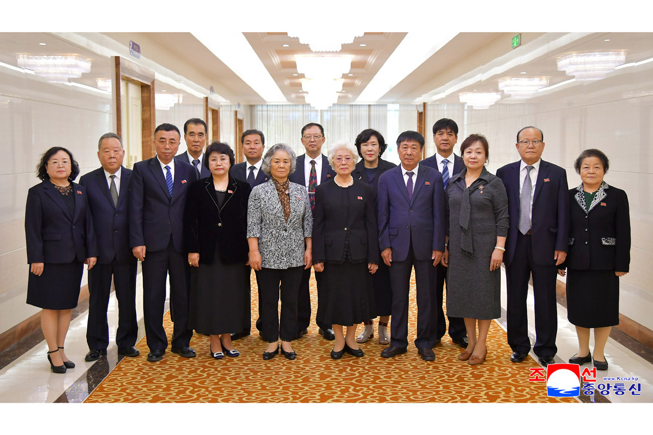 Congratulatory group of GAKC here to celebrate 80th anniversary of WPK