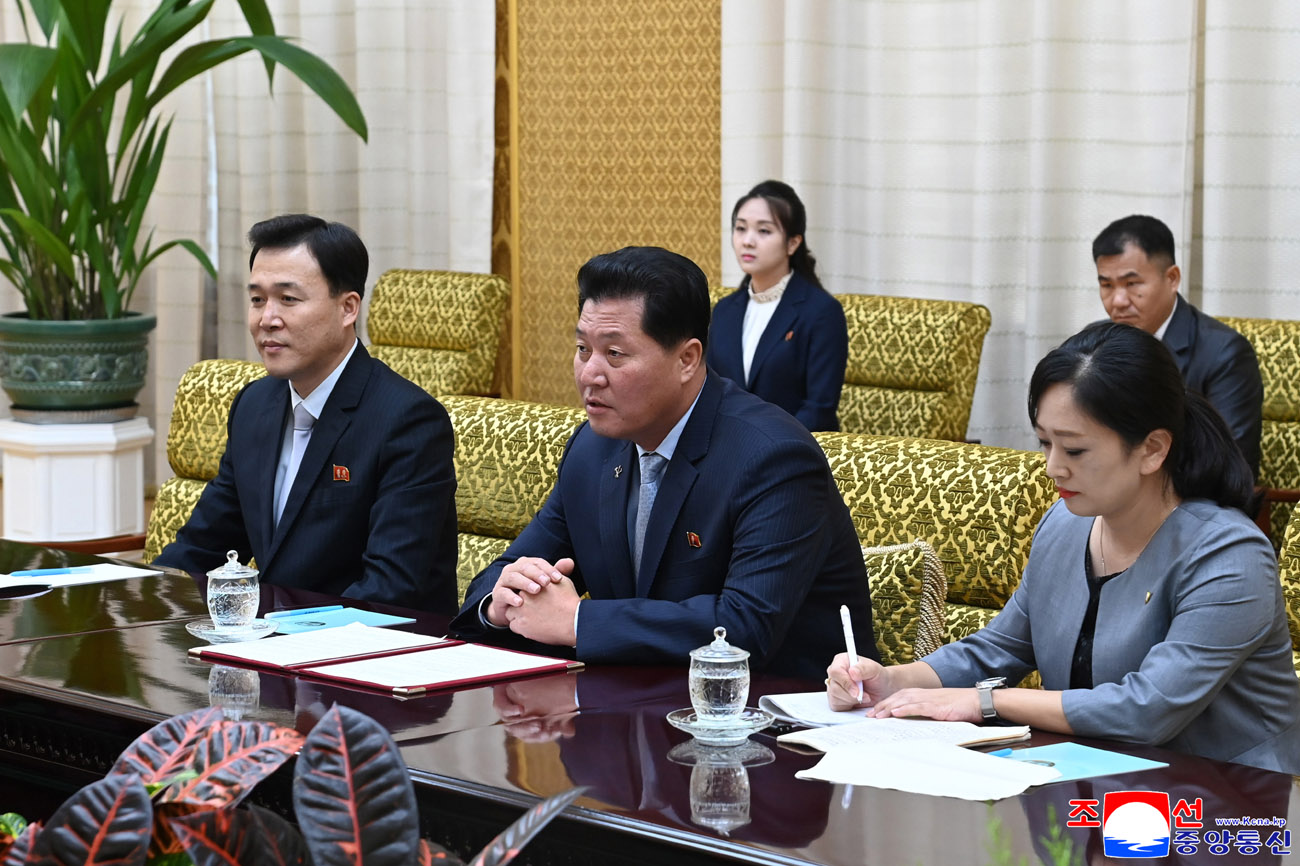 Talks held between Chairman of CC, SPYL and President of WFDY