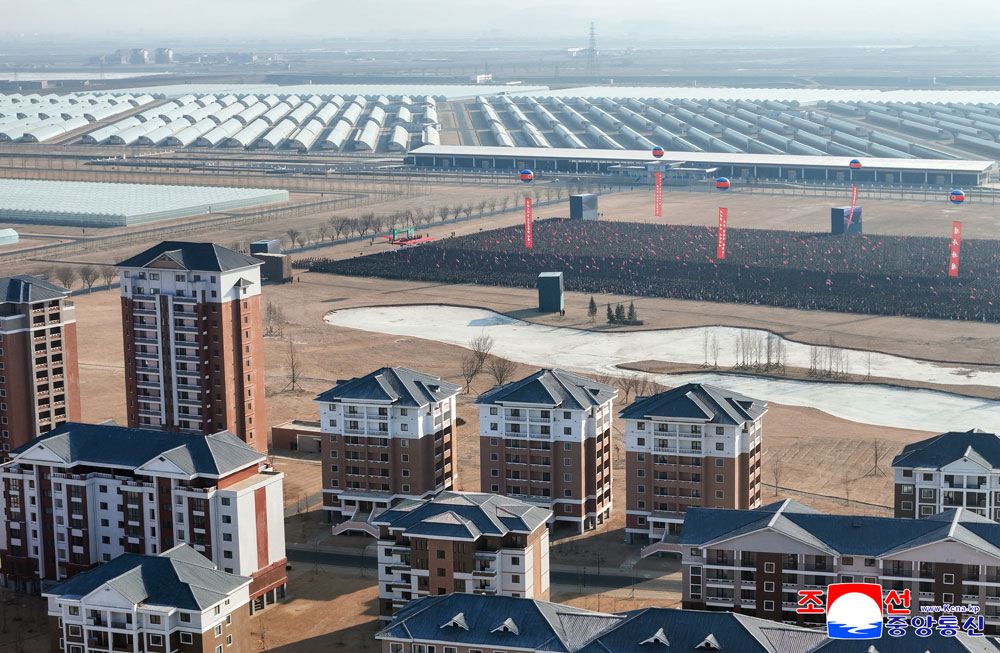 Торжественно прошла церемония завершения строительства Синичжуского тепличного комбината