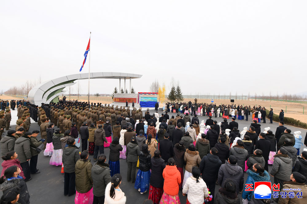 Торжественно прошла церемония завершения строительства Синичжуского тепличного комбината