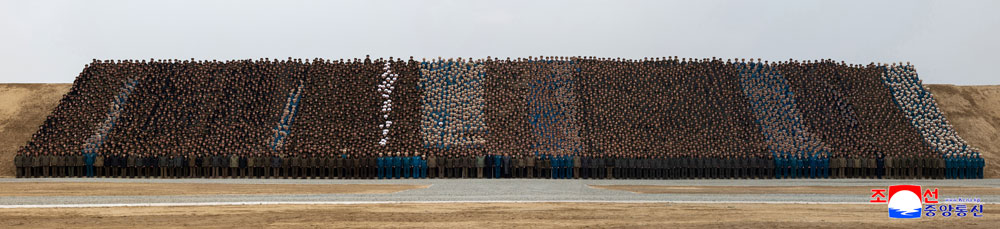 Торжественно прошла церемония завершения строительства Синичжуского тепличного комбината