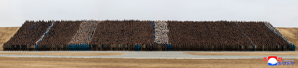 Торжественно прошла церемония завершения строительства Синичжуского тепличного комбината