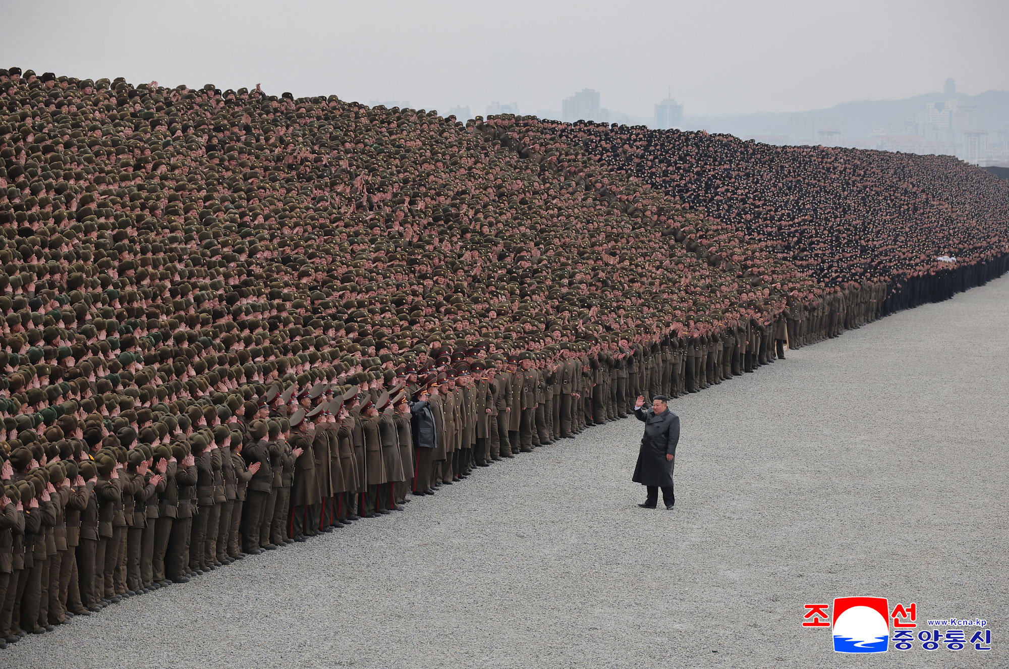 신의주온실종합농장 준공식 성대히 진행