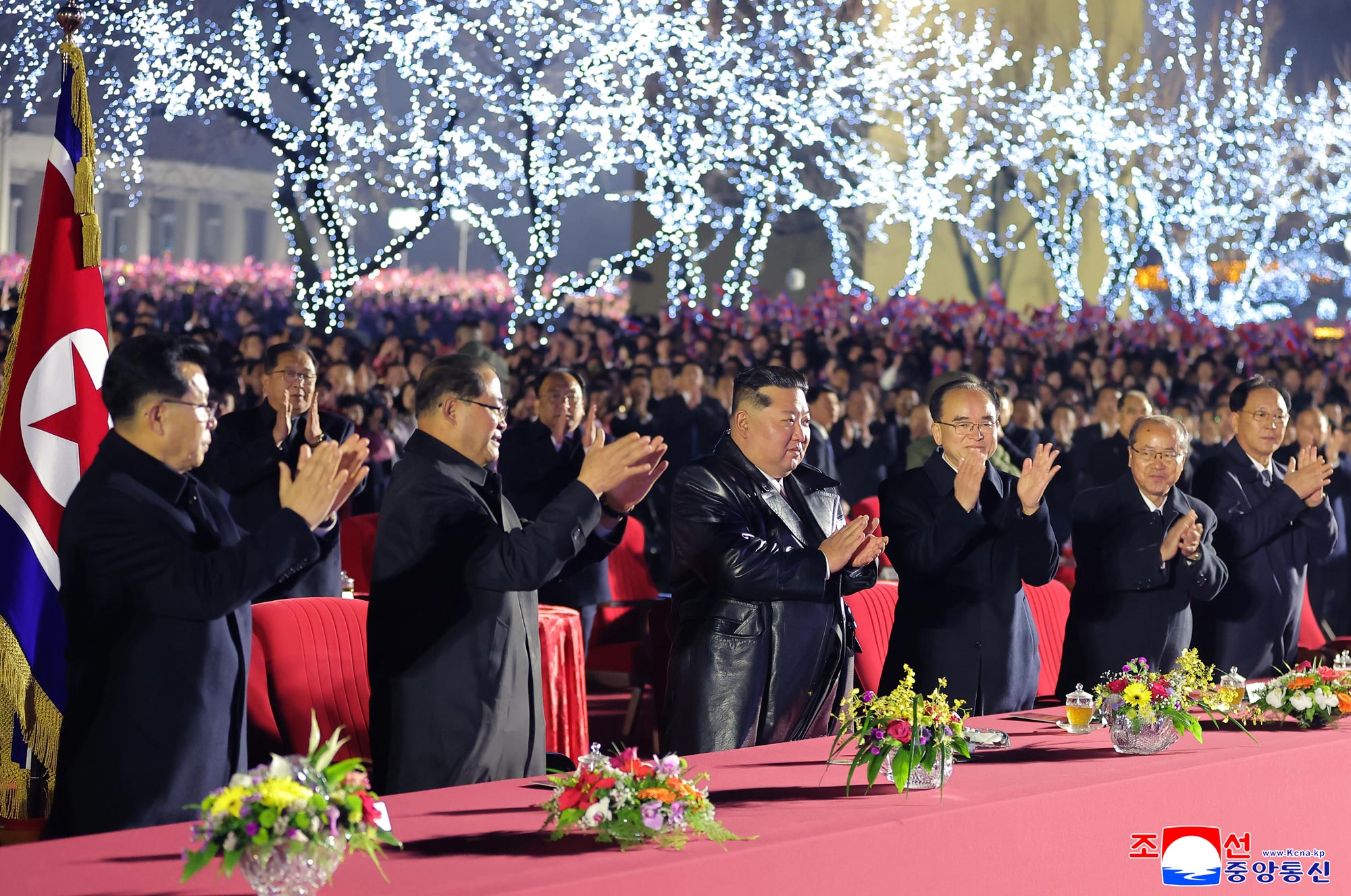 Art performance given to commemorate First Session of 15th SPA of DPRK