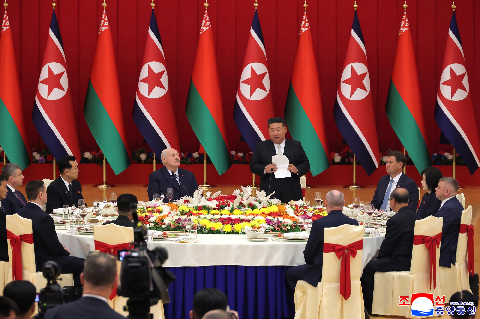 벨라루씨공화국 대통령을 환영하는 연회 진행