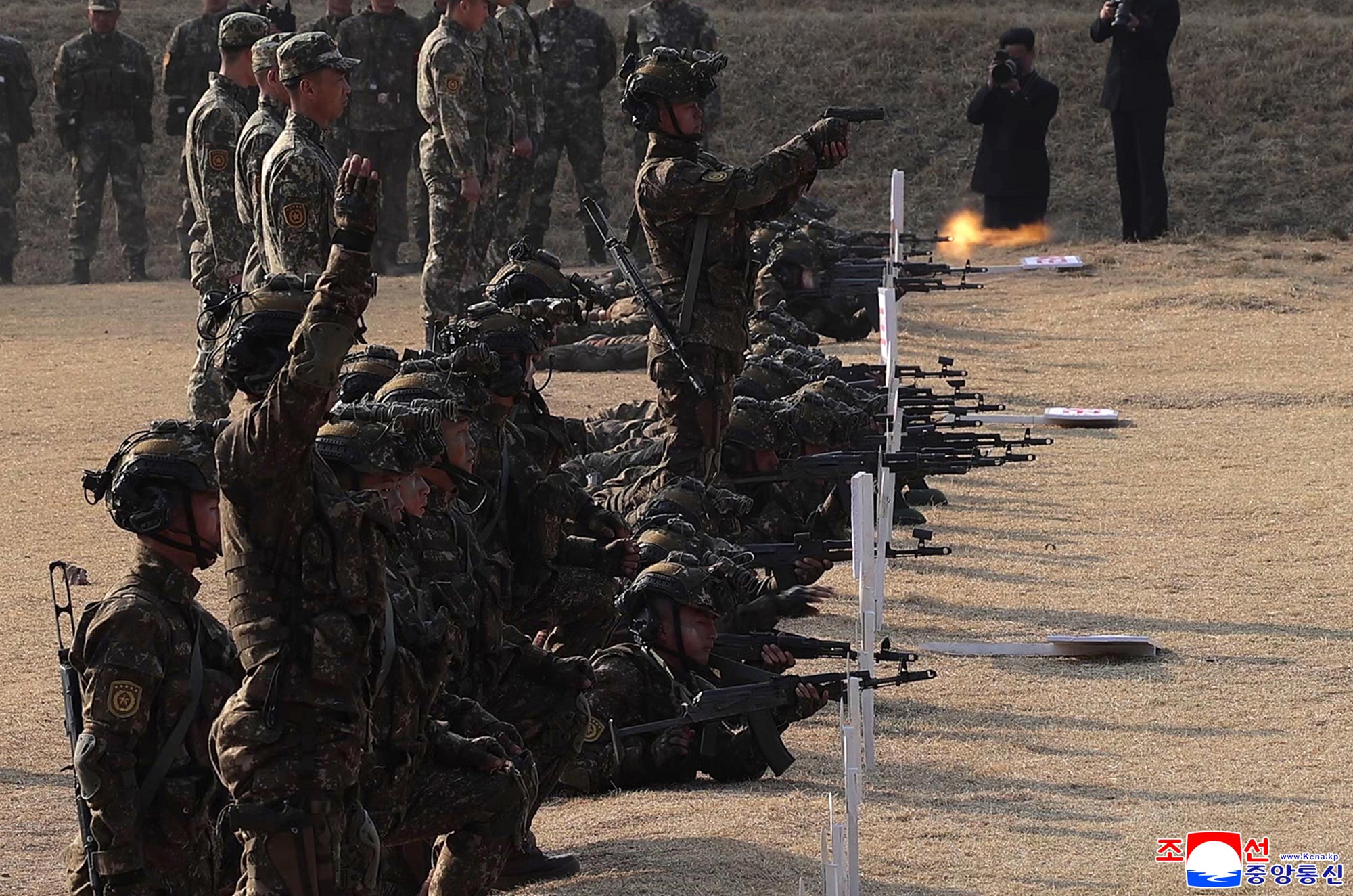 Respected
Comrade Kim Jong Un learns about training of special operation sub-units of KPA at all levels