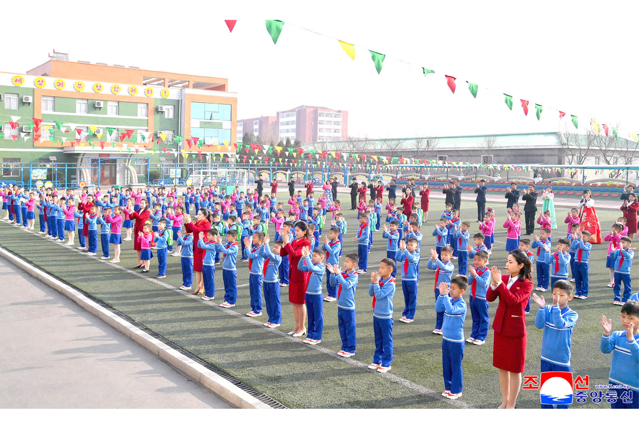 国中の各大学、学校で２０２６年の新学年がスタート、始業式が行われました